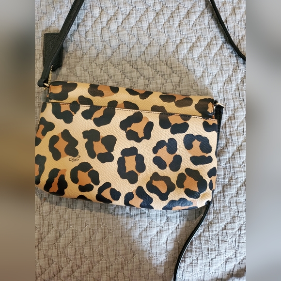 Coach Ocelot/Leopard/Cheetah Crossbody - Picture 8 of 10